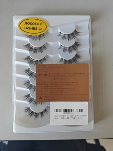 Cat Eye Lashes Natural Look Wispy Foxy Eye Lashes Pack 3D Volume Faux Mink Eyelashes C Curl Thin Band False Eyelashes 9 mm 7 Pairs S6