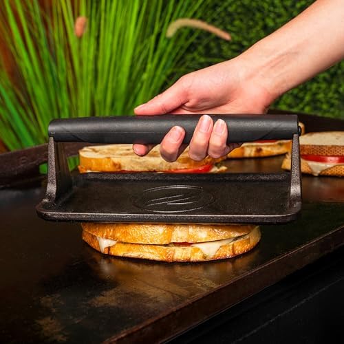 Blackstone 5553 Pre-Seasoned Cast Iron Griddle Press Medium Heavy Duty-Meat, Burger, Bacon, Steak, Panini, Sandwich, Sausage Heat Resistant Rubber Handle-10” x 5.5” (Rectangle), Black