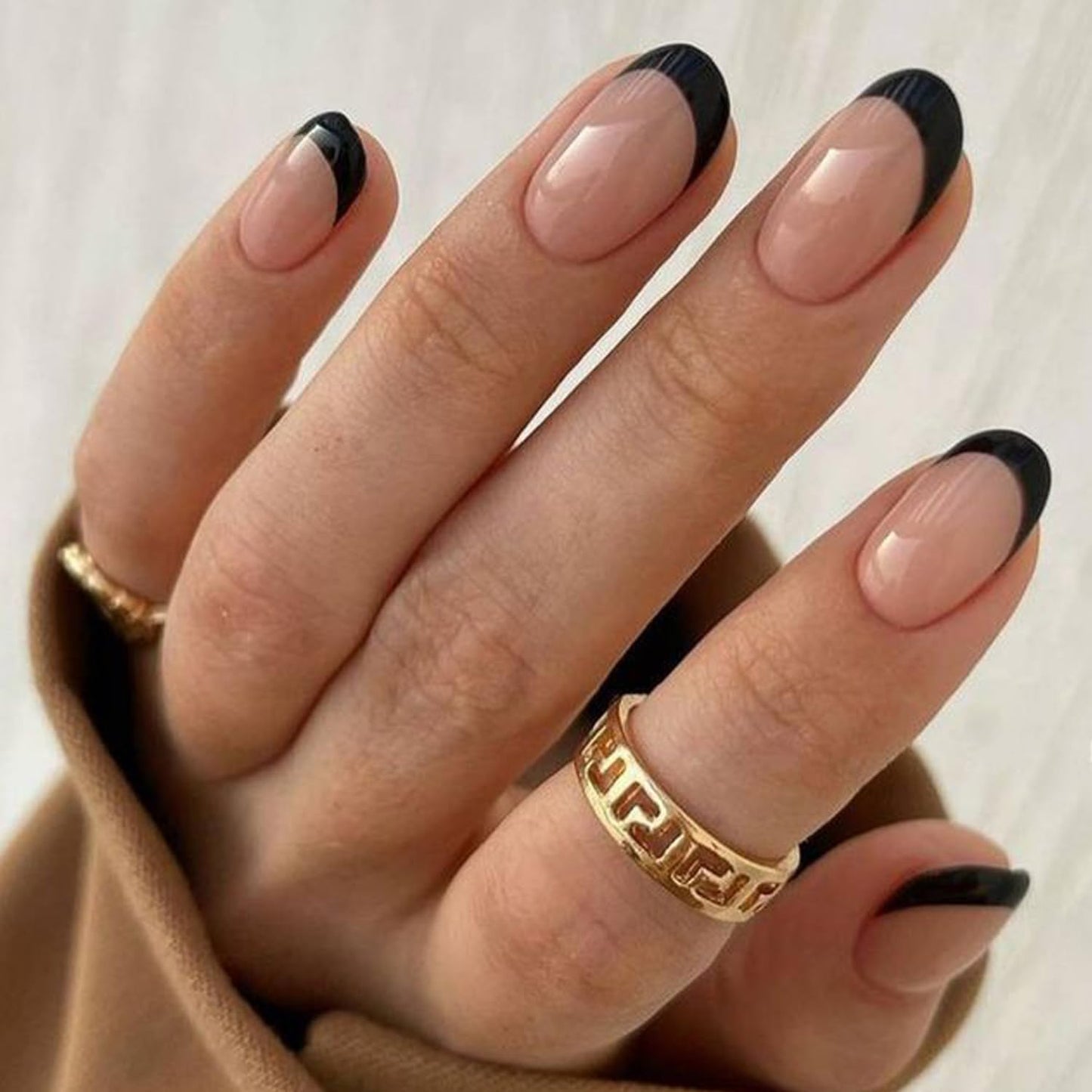modelones Black French Tip Press On Nails, 32Pcs 16 Sizes Short Oval Fake Nails Press Ons with Nail Glue, Adhesive Tabs, Nail File, Prep Pad, Manicure Stick