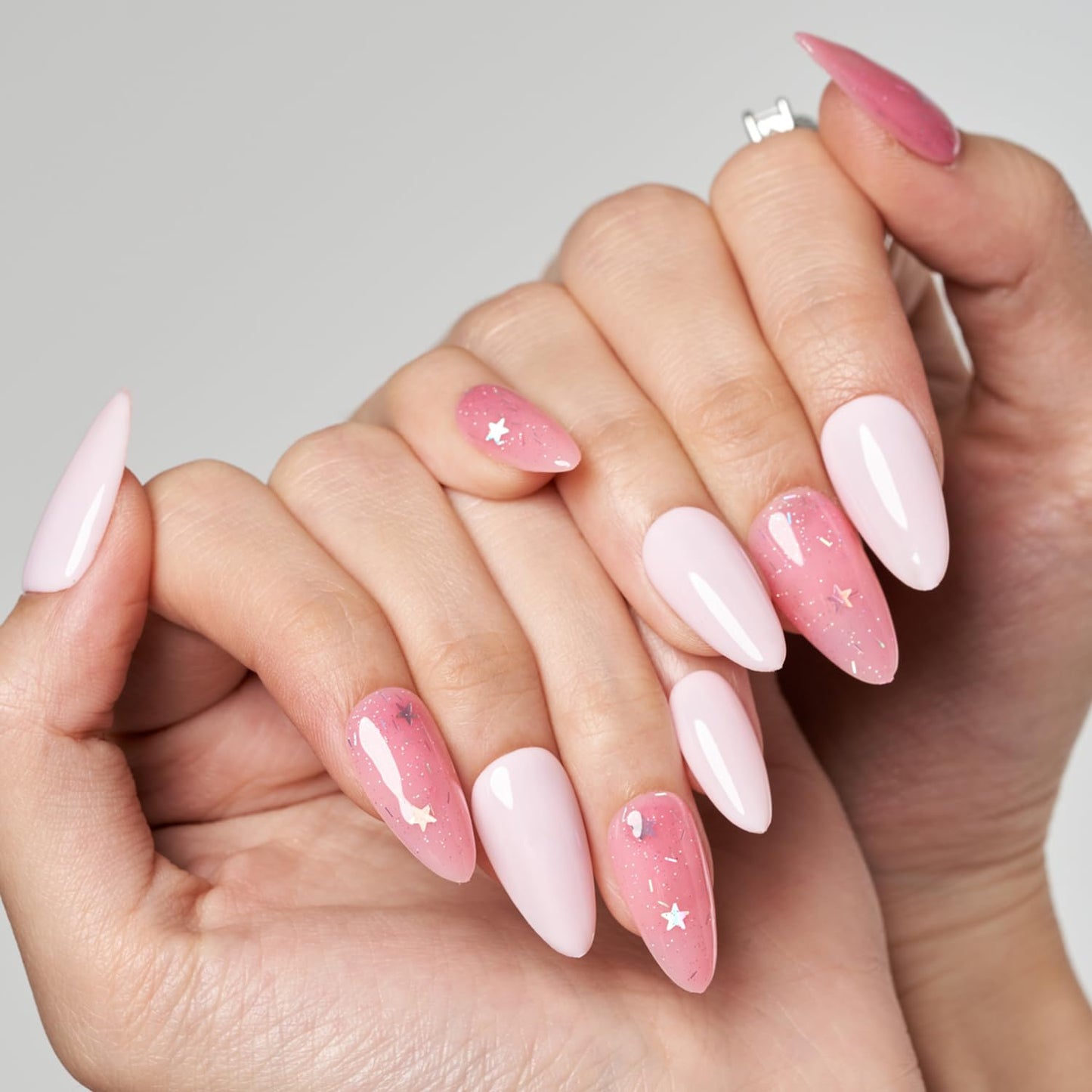 GLAMERMAID Light Pink Press on Nails Medium Almond, Natural Glitter Pink Crush Nails, Stiletto Fake Nails With Stars, Short Oval Stick Glue on Nails Tips for Women, Reusable Acrylic False Nail Kits