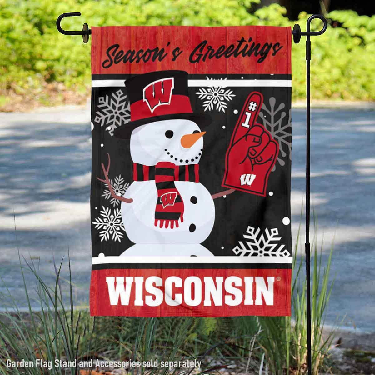 Wisconsin Badgers Holiday Winter Snow Garden Banner Flag