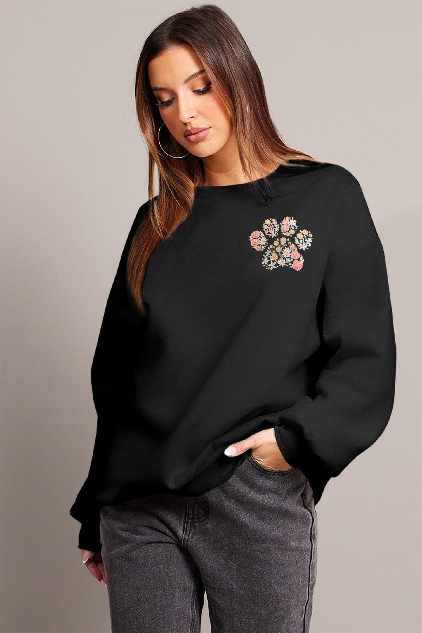 HQP Dog Mom Sweatshirts for Women Floral Paw Print Embroidered Sweatshirt Gift for Dog Mom Pullover Tops Black