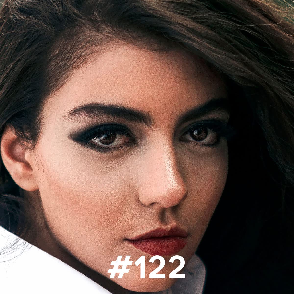 LUXAZA Cream Single Eyeshadow Stick with Blending Brush, Hypoallergenic Eye Shadow Makeup, Pro Waterproof & Long Lasting Eye Brightener, Matte Eyeshadow Pencil Crayon Matte #122