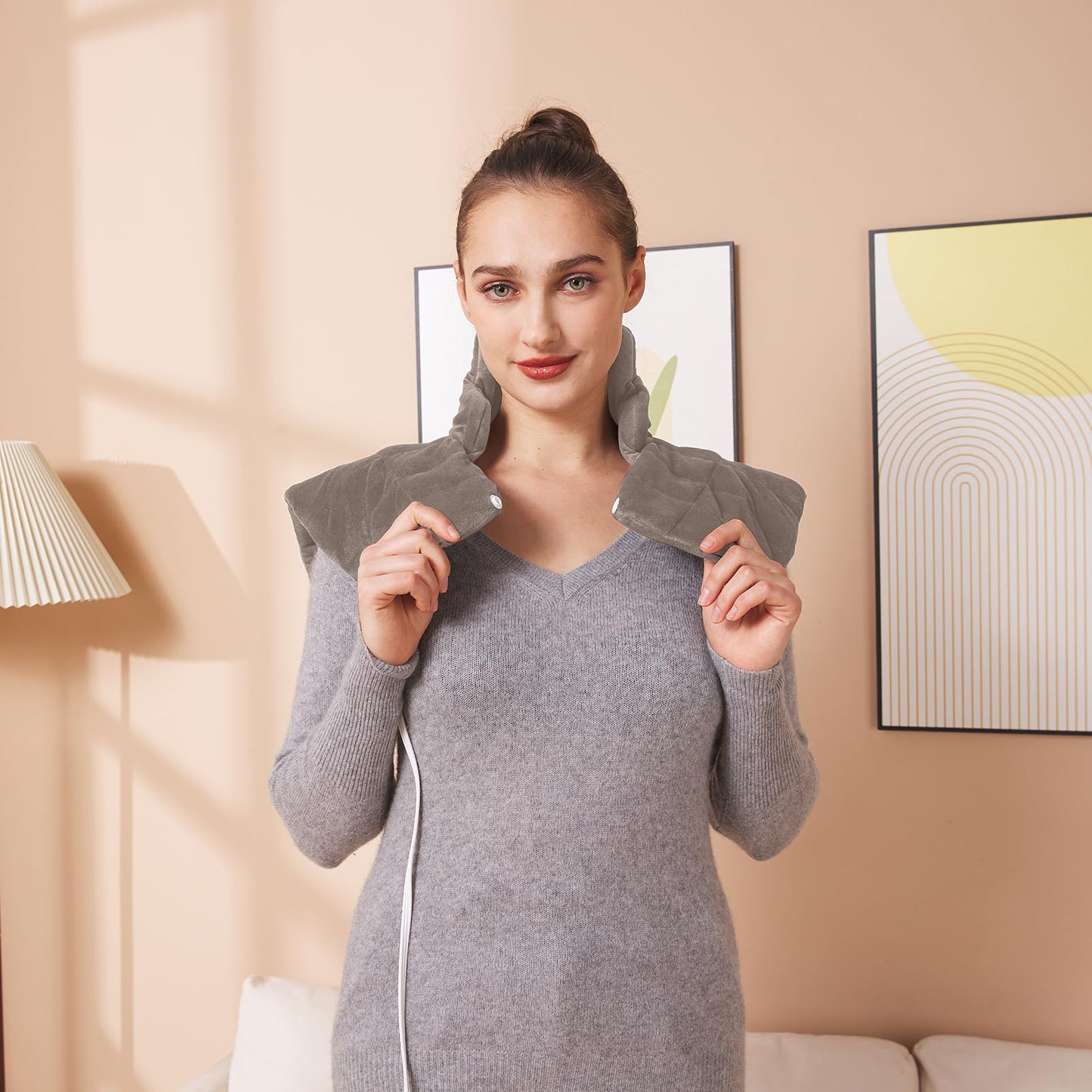 Ruqiji 19" x 24" Weighted Neck&Shoulder Heating Pad, 2.5lbs with 12 Temperature Settings&Countdown timer,Pain Relief for Neck/Shoulders/Menstrual Pain, Christmas Gifts for Women Men Mom Dad(Light Tan)