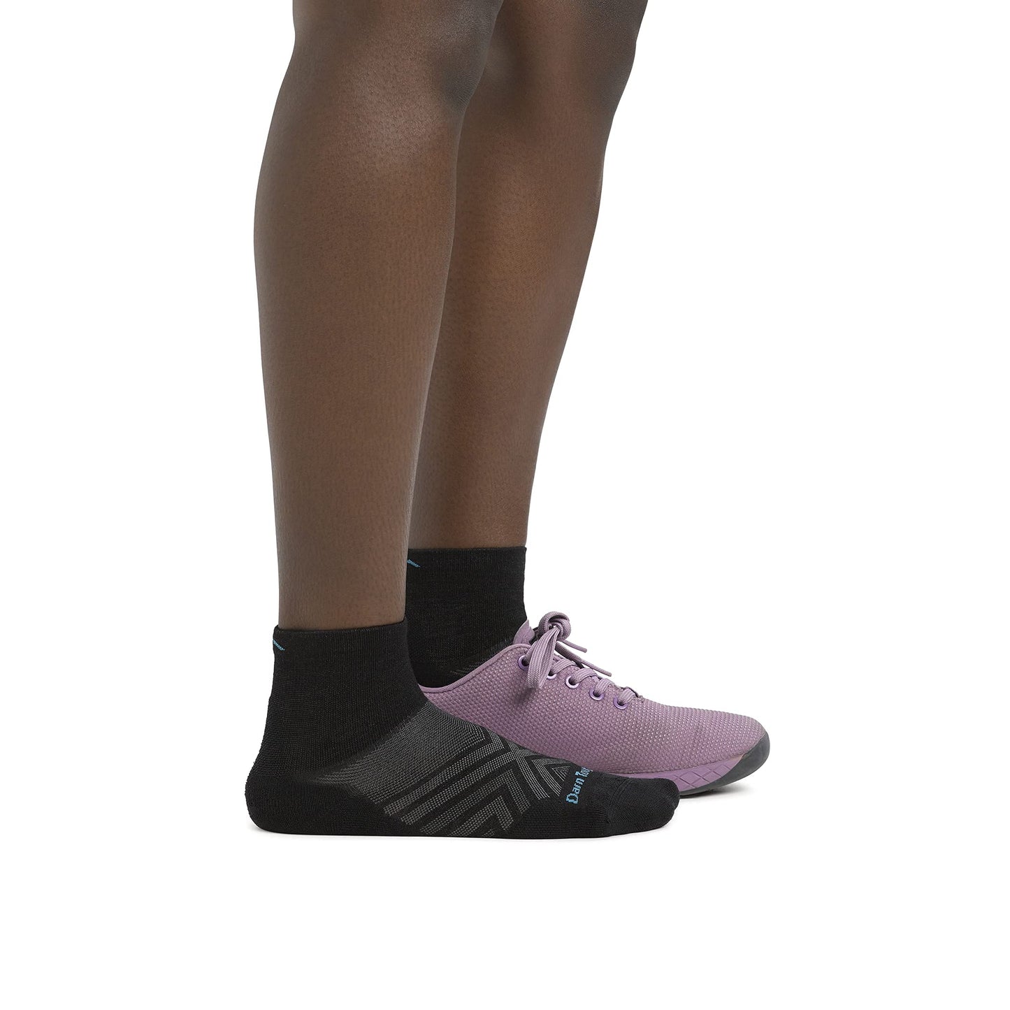 Darn Tough Women's Run Quarter Ultra-Lightweight with Cushion Running Sock (Style 1048) - White, Small