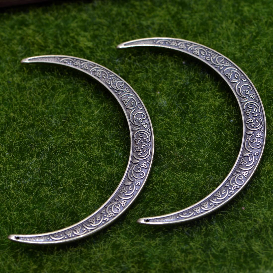 LANGHONG 2PCS Moon Crescent Hairpin For Women Retro Moon Hair Stick Forks Knot Hair Styling Pins (ZBAB)