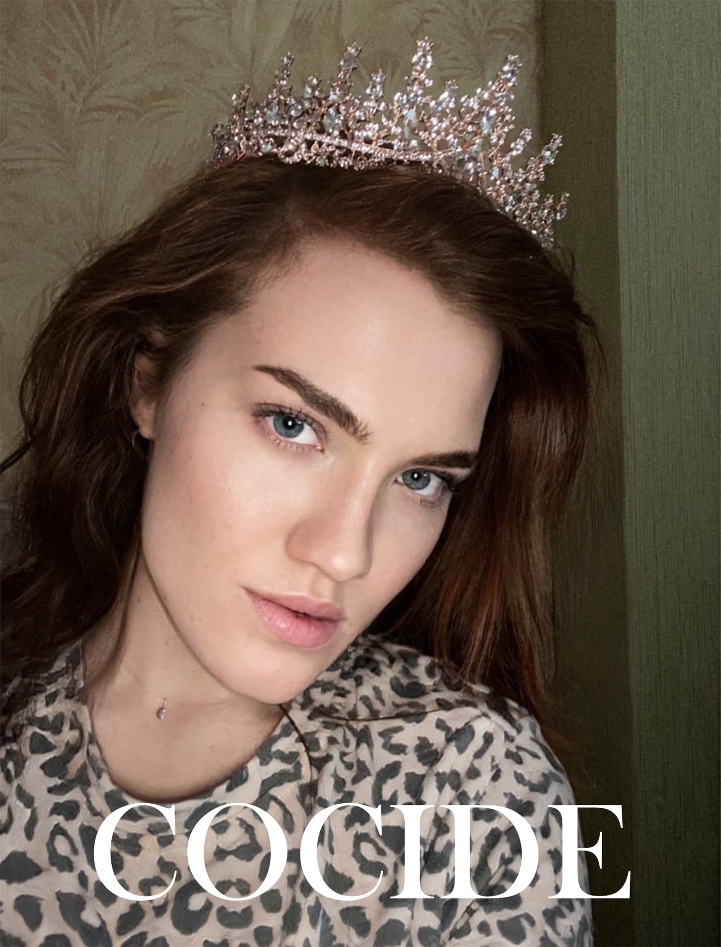 COCIDE Rose Gold Tiara and Crown for Women Crystal Queen Crowns Rhinestone Princess Tiaras for Girl Bride Wedding Hair Accessories for Bridal Birthday Party Prom Halloween Cos-play Costume Christmas