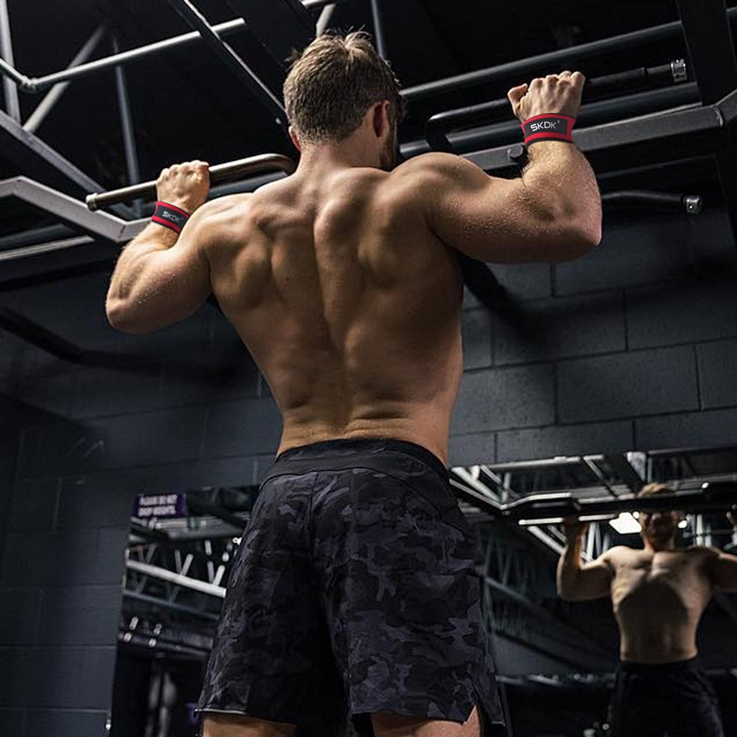 SKDK Cotton Hard Pull Wrist Lifting Straps Grips Band-Deadlift Straps with Neoprene Cushioned Wrist Padded and Anti-Skid Silicone - for Weightlifting, Bodybuilding, Xfit, Strength Training (Red)