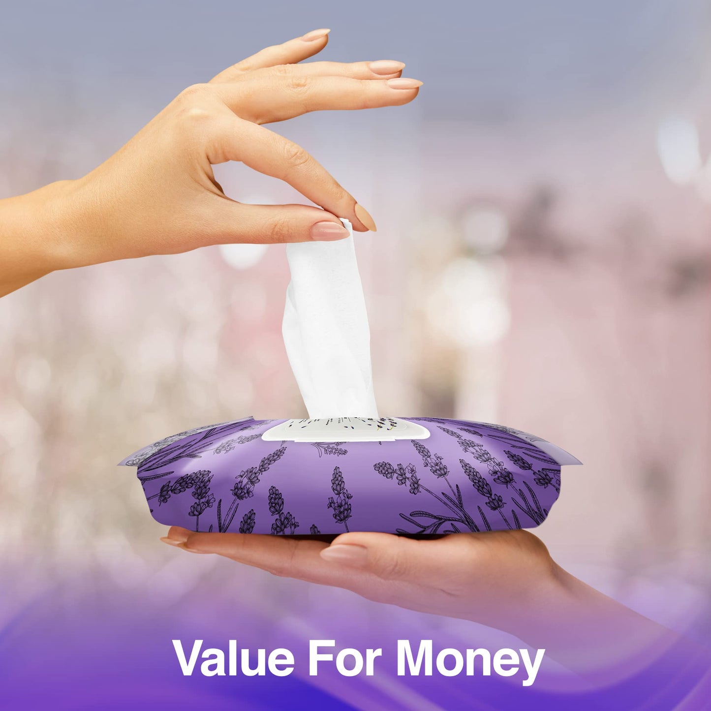 BeautyFrizz Lavender Face Wipes - 120 pcs - Gentle Makeup Remover Wipes for Women - Facial Cleansing Wipe with Aloe, Castor, Vitamin A and E - Extra Soft - Moisturizing