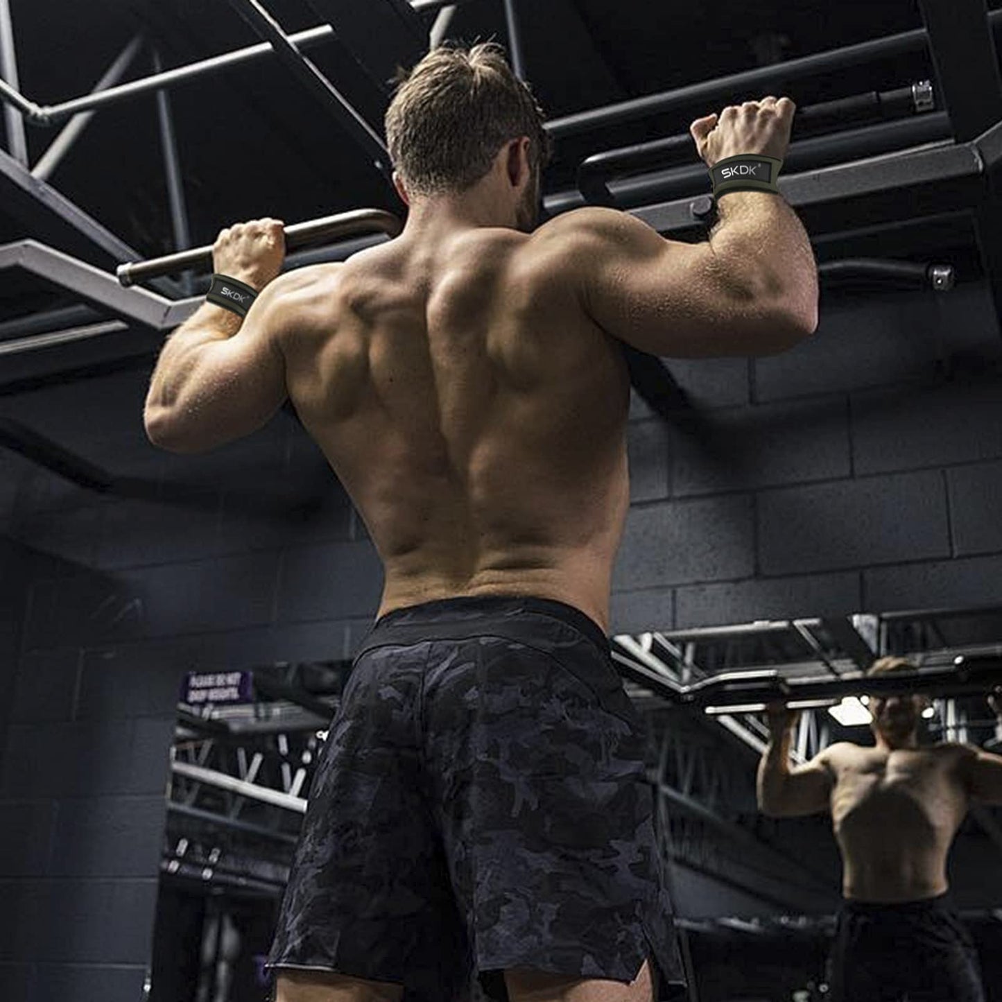 SKDK Cotton Hard Pull Wrist Lifting Straps Grips Band-Deadlift Straps with Neoprene Cushioned Wrist Padded and Anti-Skid Silicone - for Weightlifting, Bodybuilding, Xfit, Strength Training (ArmyGreen)