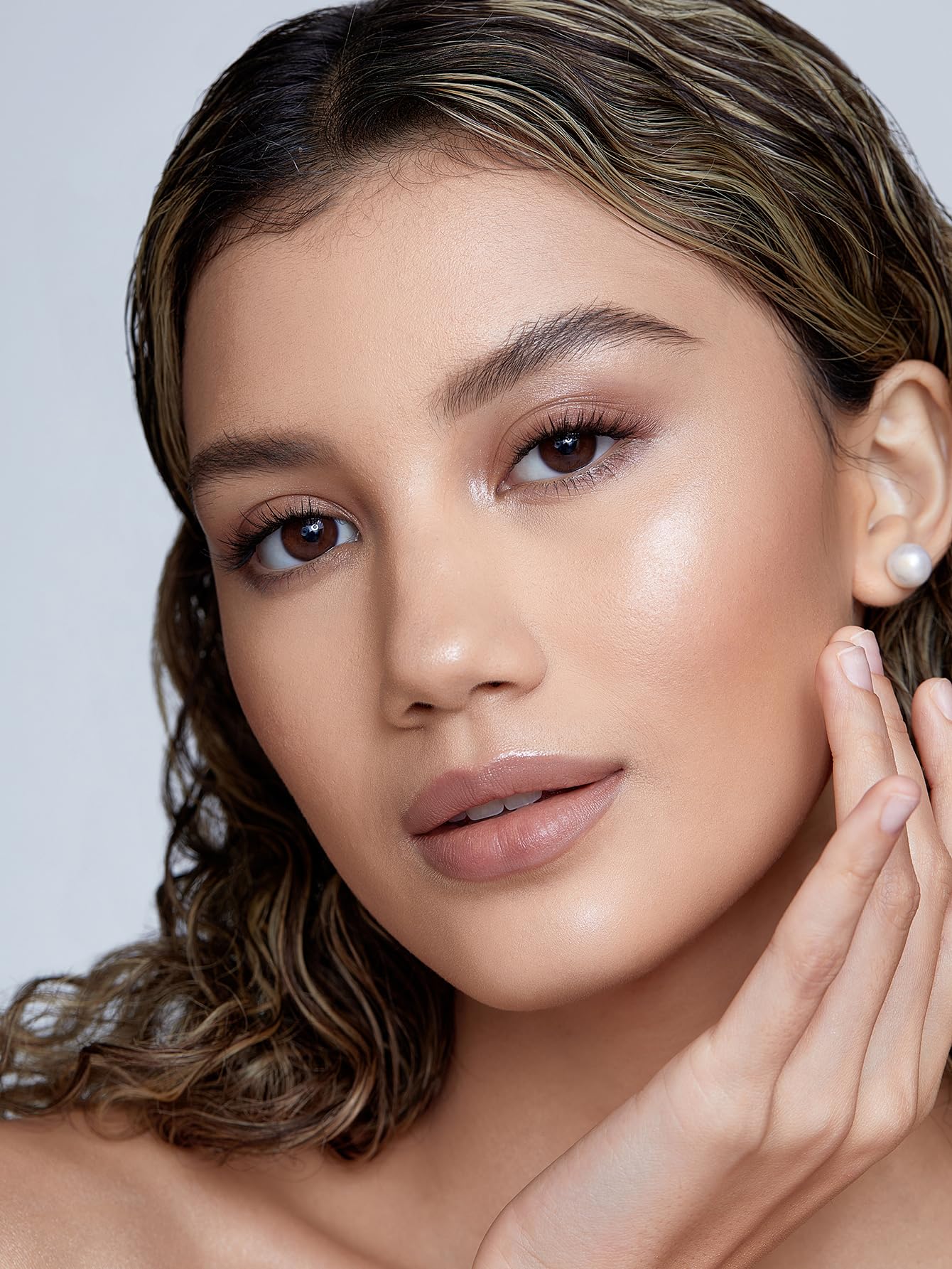 SHEGLAM Cream Highlighter Stick Long Lasting Brightening Non-Caking Highlighter Makeup - Vanilla Frost