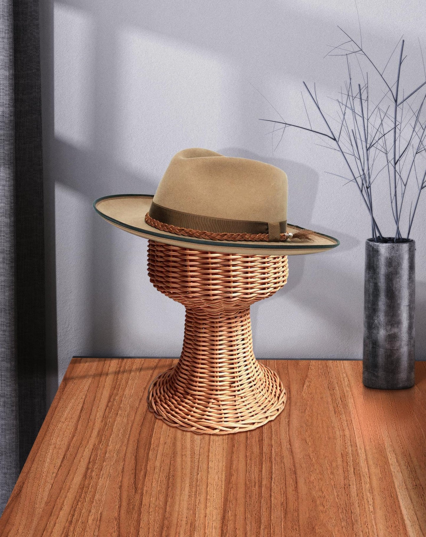 CHADWICK Mannequin Head Stand, Rattan Wig Stand, Hat & Wig Display Holder, Handmade Wicker Wig Head Stand, Vine Woven Hat Stand, Rustic Cap Rack for Home, Hair Salon, Showcase, Stable Base