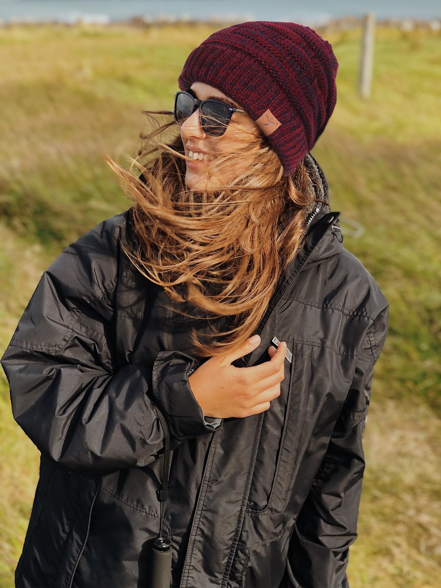 Soul Young Ponytail Messy Bun Beanie Tail Knit Hole Soft Stretch Cable Winter Hat for Women(One Size,Burgendy)