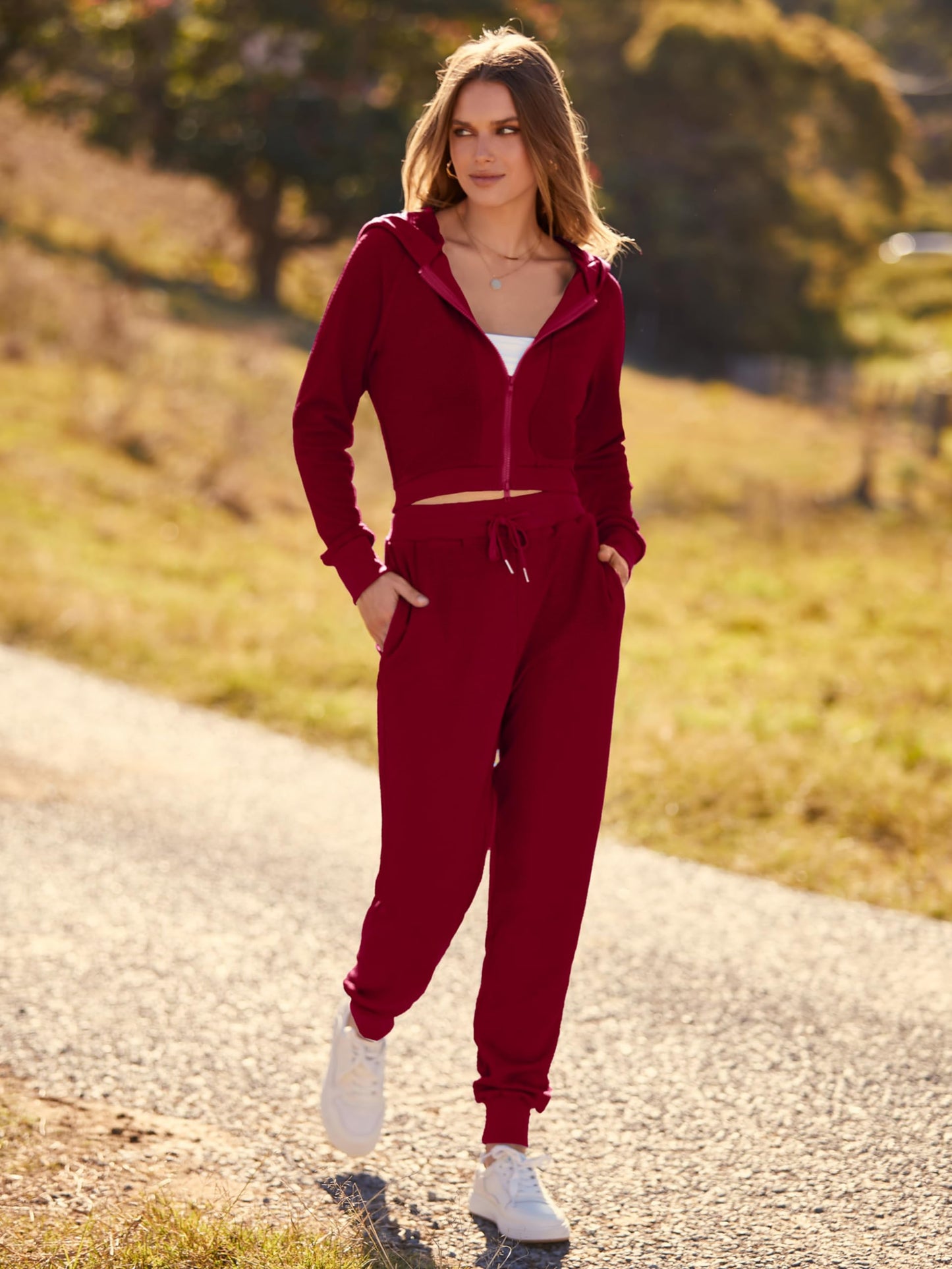 MASCOMODA Jogger Sets for Women 2 Piece Lounge Set 2024 Fall Winter Matching Set Long Sleeve Hooded Zip Tops and Long Pants(Wine Red,Small)