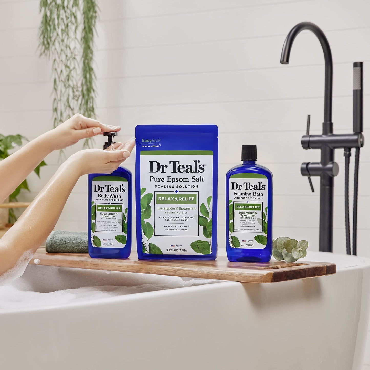 Dr Teal's Epsom Magnesium Salt Soak, Relax & Relief with Eucalyptus & Spearmint Essential Oils, 3 lbs
