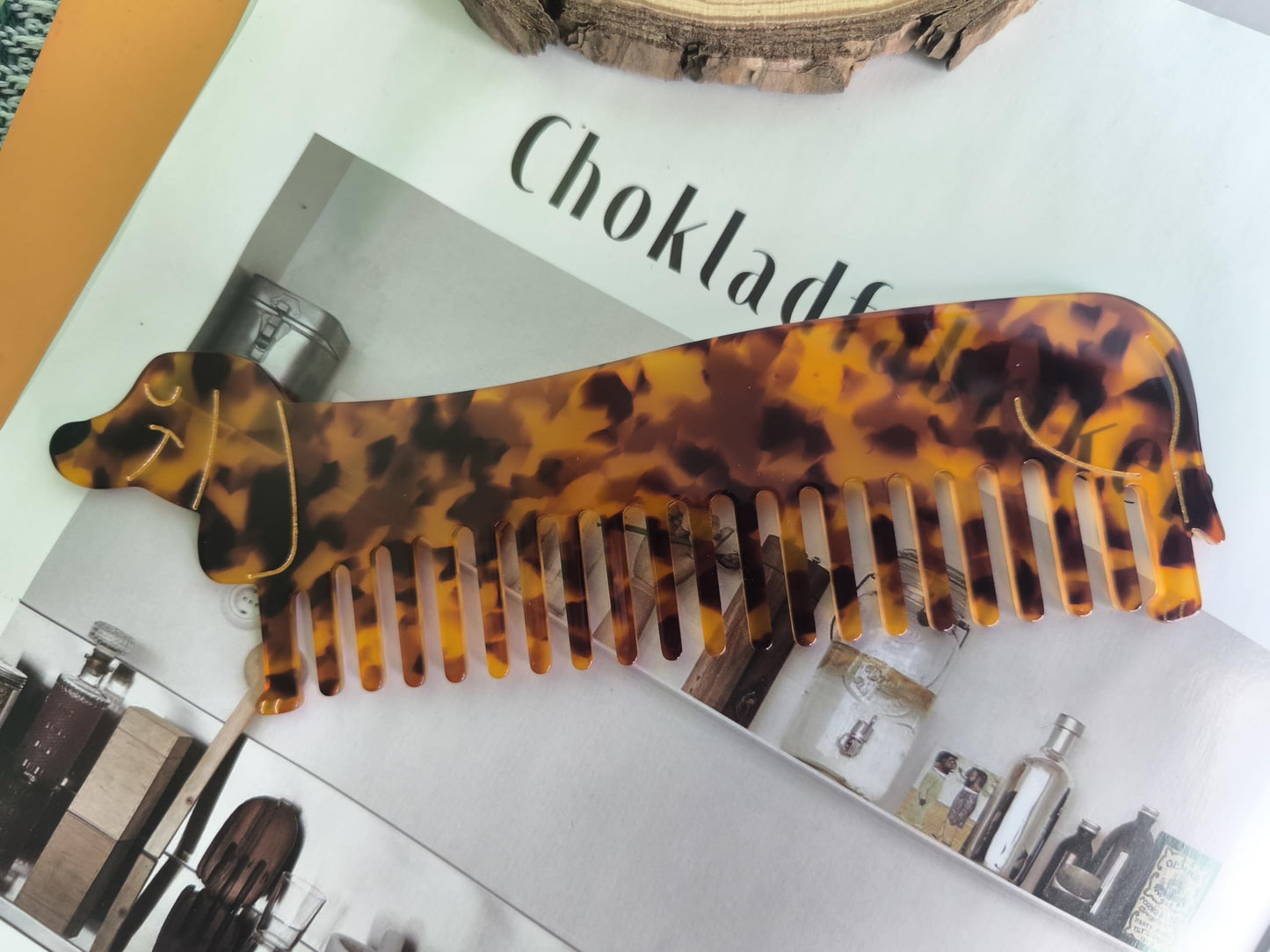 Generic Cute Dachshund Hair Comb for Girls - Detangles and Smooths Hair with Adorable Animal Shape Design. (Dachshund)