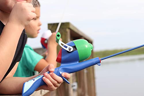 Kid Casters: PJ Masks Youth Fishing Pole | Spincast Reel & Practice Casting Plug | Small & Easy to Use (Pre-spooled with a 6-Pound Fishing line), 29.5 Inches Long