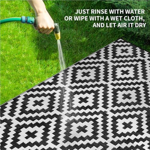 Outdoor Patio Plastic Straw Rug - 4'x6' Outdoor Camping Rug Waterproof Reversible, Area Carpet Patios Clearance RV, Outside Porch Balcony Deck for Camper, Black & White