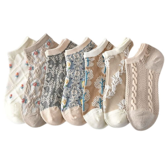 Womens Floral Socks Vintage Low Cut Ankle Socks for Women Cotton Casual Crew Socks Gifts for Women(Floral Socks-7 Pairs Beige Combo)