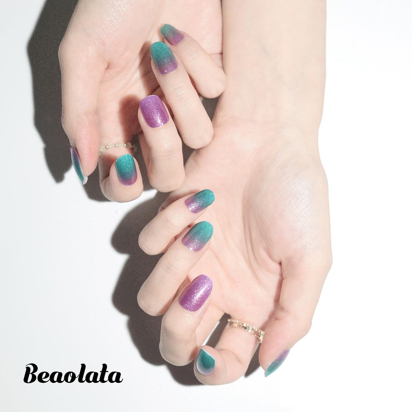 Beaolata Nail Polish Strips, 32PCS Salon Quality Wraps, Long Lasting Gel Nail Stickers for Women Easy Apply& Remove (Disco Green)