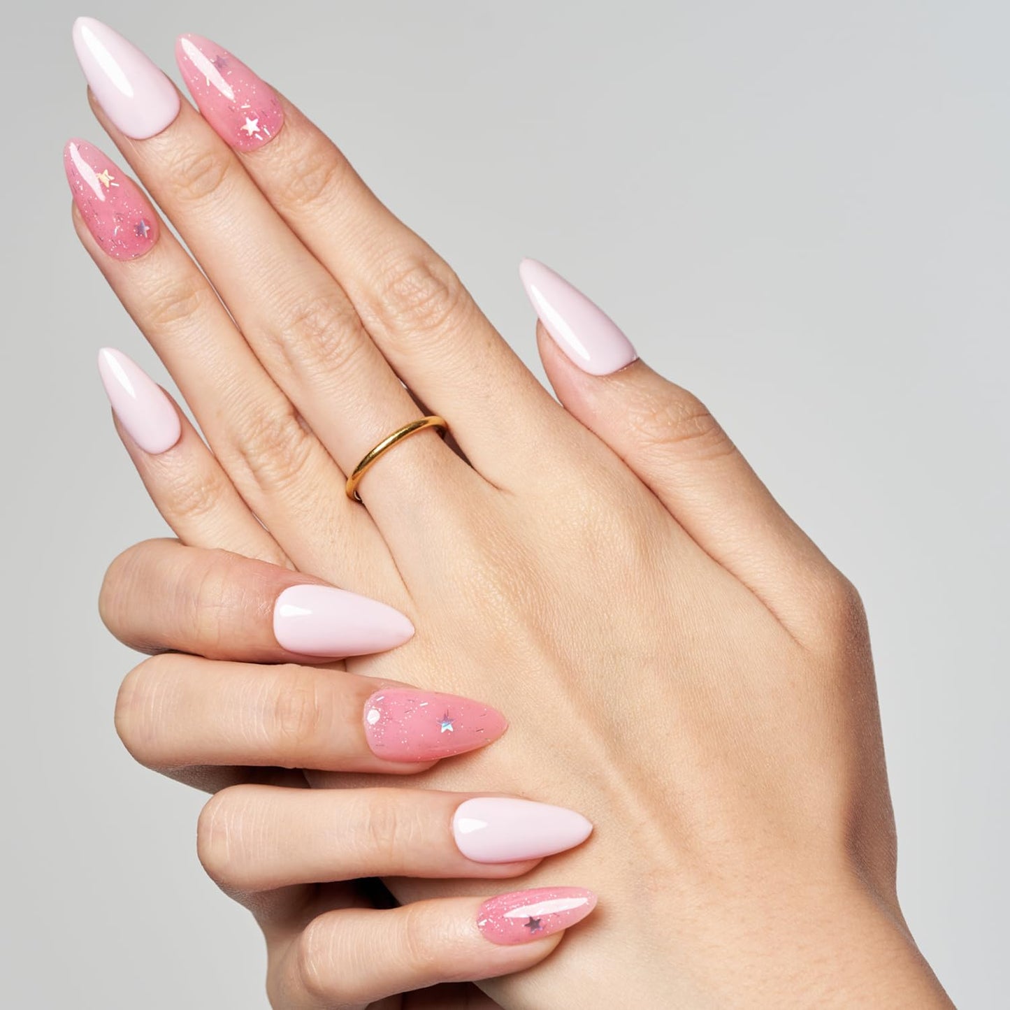 GLAMERMAID Light Pink Press on Nails Medium Almond, Natural Glitter Pink Crush Nails, Stiletto Fake Nails With Stars, Short Oval Stick Glue on Nails Tips for Women, Reusable Acrylic False Nail Kits