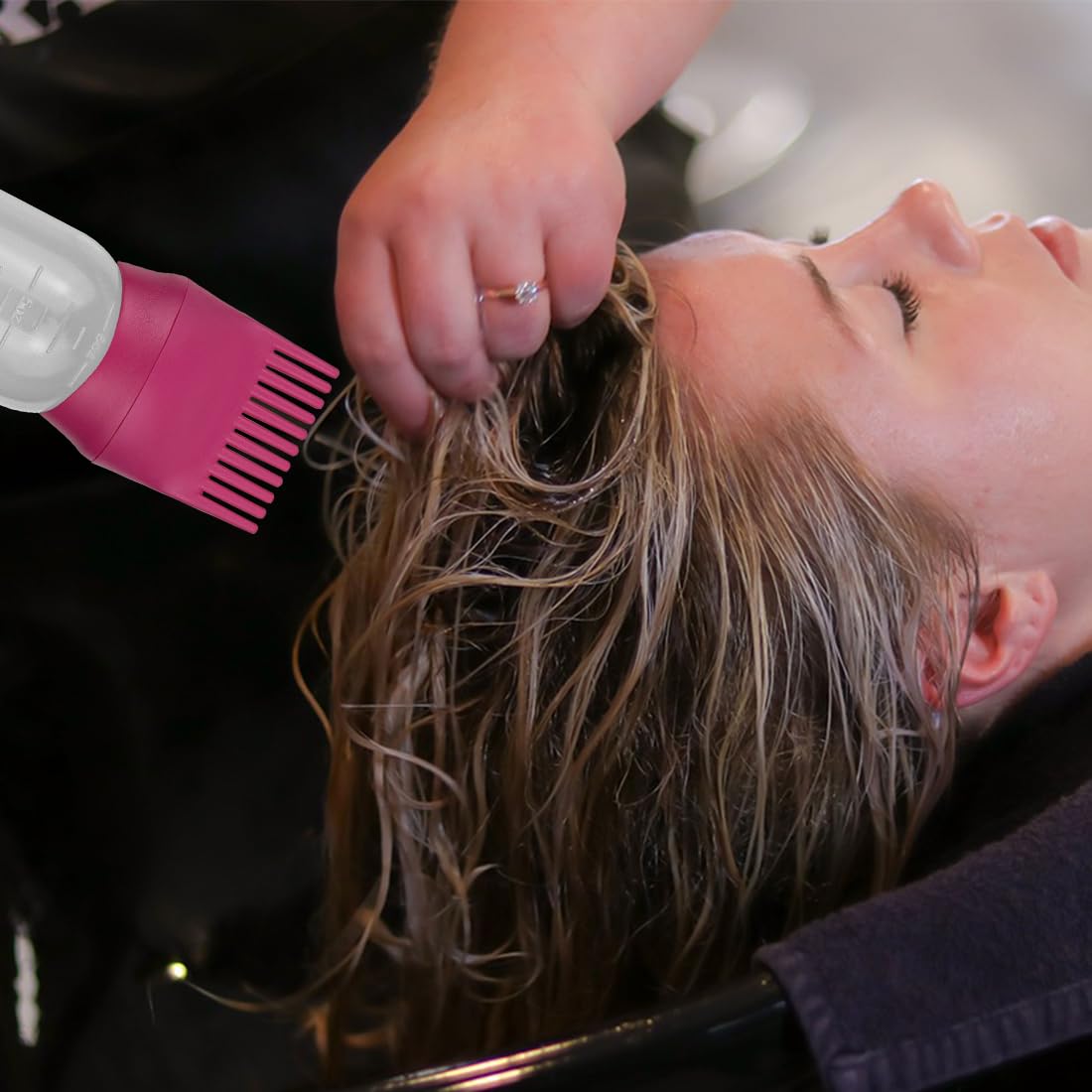 FZWONVUC 4 Pack Root Comb Applicator Bottle, Hair Oil Applicator, Oil Comb Applicator Bottle for Hair Dye Shampoos Hair Salons (Purple+Red+Grey+Green)