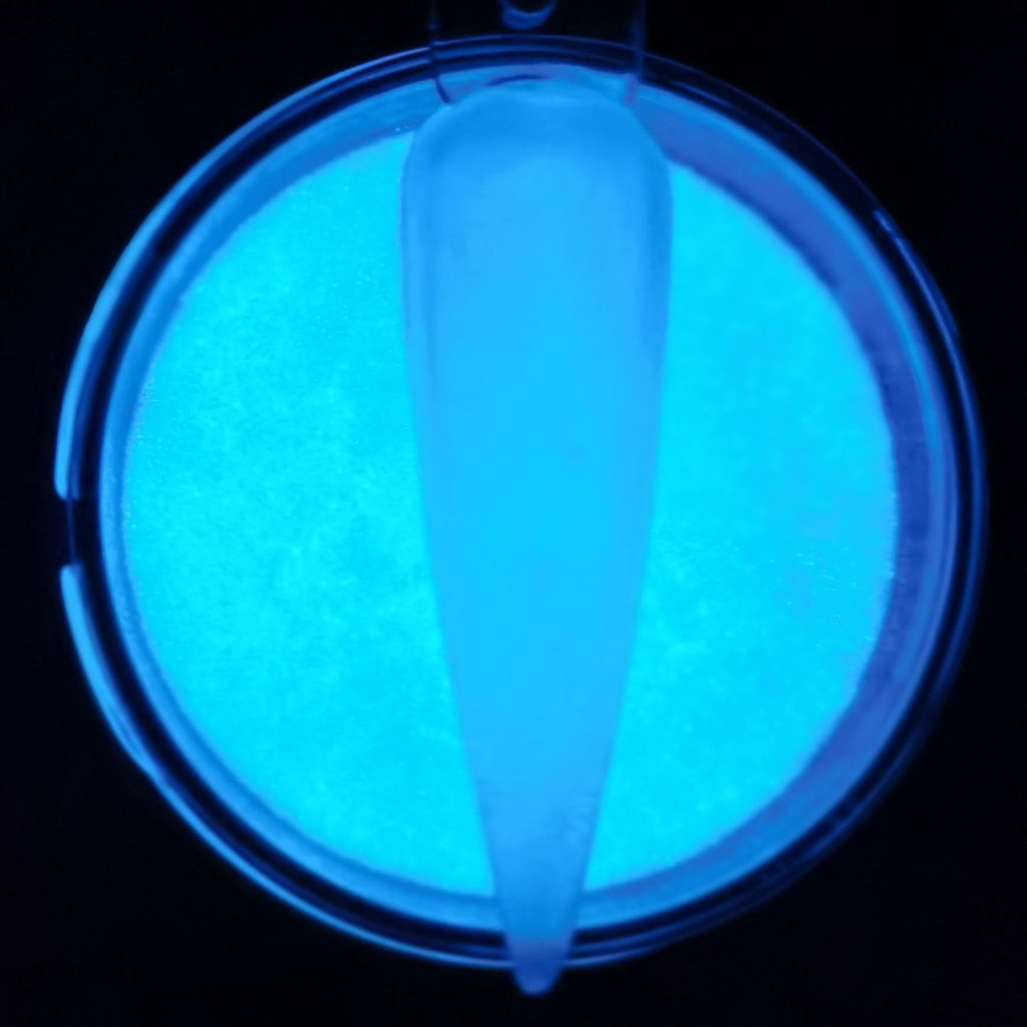Oumisaya Glow in the Dark Clear Nail Dip Powder 1OZ Semi-Transparent Top Coat Powder for nail arts Glow Blue