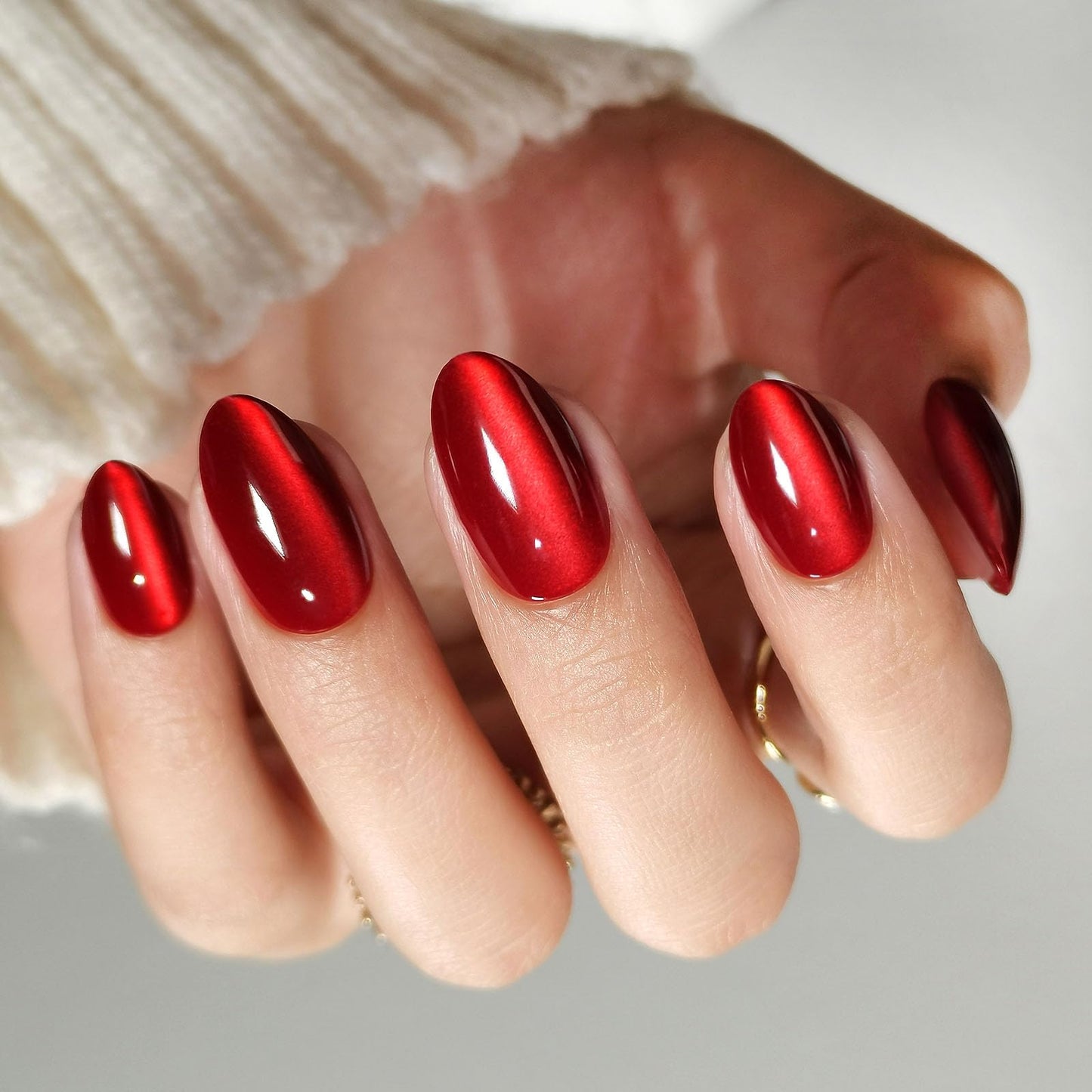 SHANGMENG Cat Eye Press on Nails Almond - Soft Gel Red Press on Nails Short for Women Gift, Fit Perfectly & Natural Stick on Nails with Glue in 16 Sizes - 32 Reusable Fake Nails, Wine Red