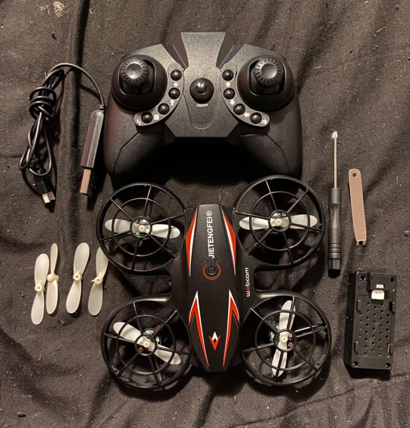 JIETENGFEI RC Drone with Altitude Hold and Headless Mode,Quadcopter with Blue&Green Light,Propeller Full Protect,2 Batteries and Remote Control,Easy to fly Kids Gifts Toys for Boys and Girls