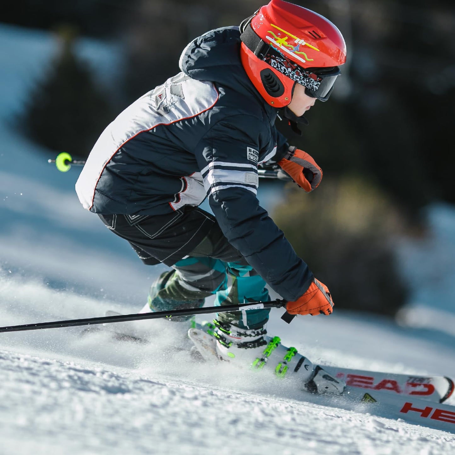 YAPJEB Kids Winter Gloves, Snow Warm Gloves, Waterproof Ski Gloves for Boys and Girls Skating Snowboarding Hiking(Black-S)