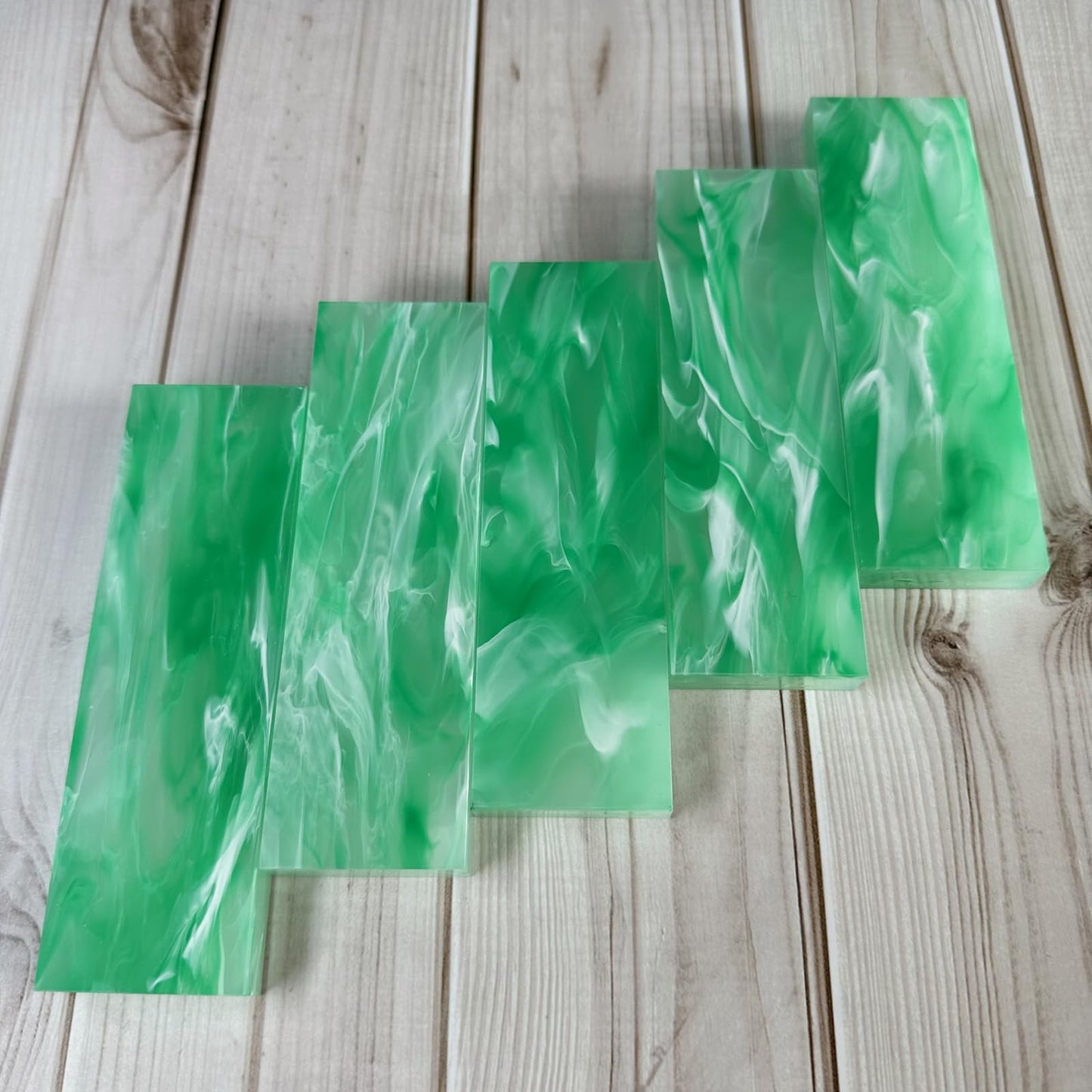 Uotowell Pre-Cut Epoxy Resin Scales Blanks for Decorative Inlays in Guitar Bodies, Necks, Engraved Knife Handle and Gun Grips - Emerald Green