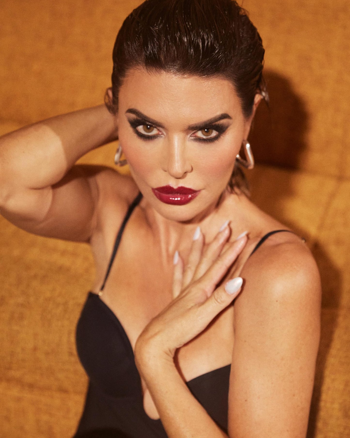 Rinna Beauty Eyeshadow & Eyeliner Stick - Diamond Noir - Creamy, Long-Lasting Formula in Crayon Form - Vegan, Cruelty-Free, & Paraben-Free - 0.03 fl oz