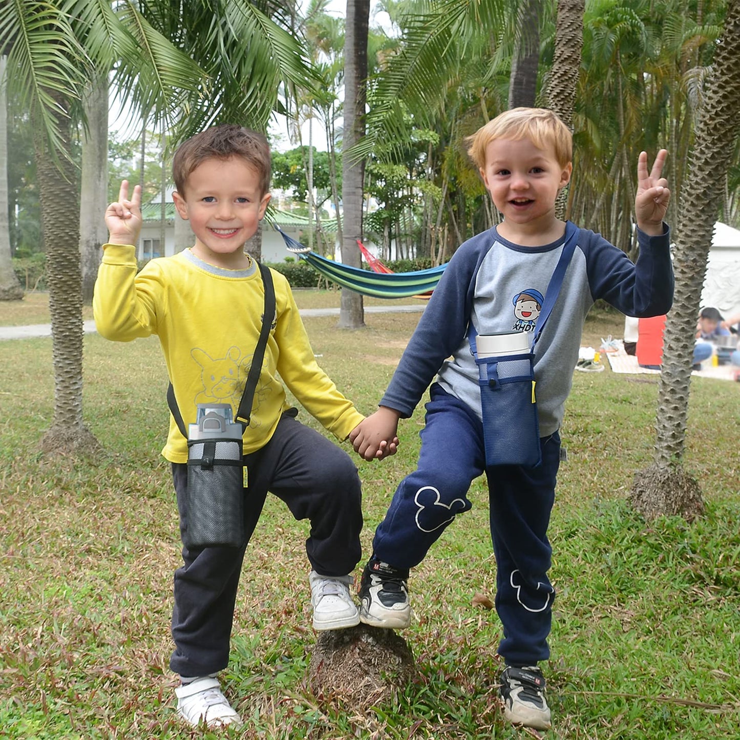 MZTUE Water Bottle Holder with Strap, Folding Portable Water Bottle Carrier with Strap Easy Clean, Water Bottle Bag strap, Water Bottle sling bag for Hiking, Walking, hiking, Travel, etc, 2-Pcs