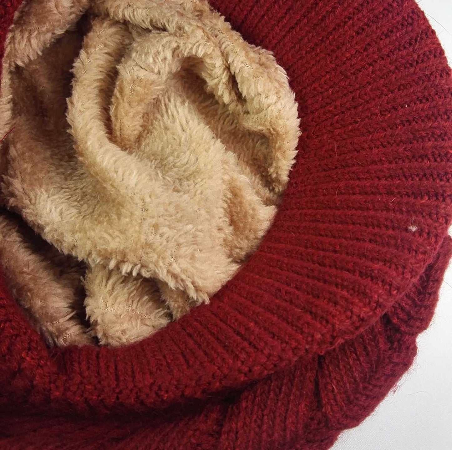 HINDAWI Winter Hat Gloves for Women Knit Warm Snow Ski Outdoor Caps Touch Screen Mittens Burgundy