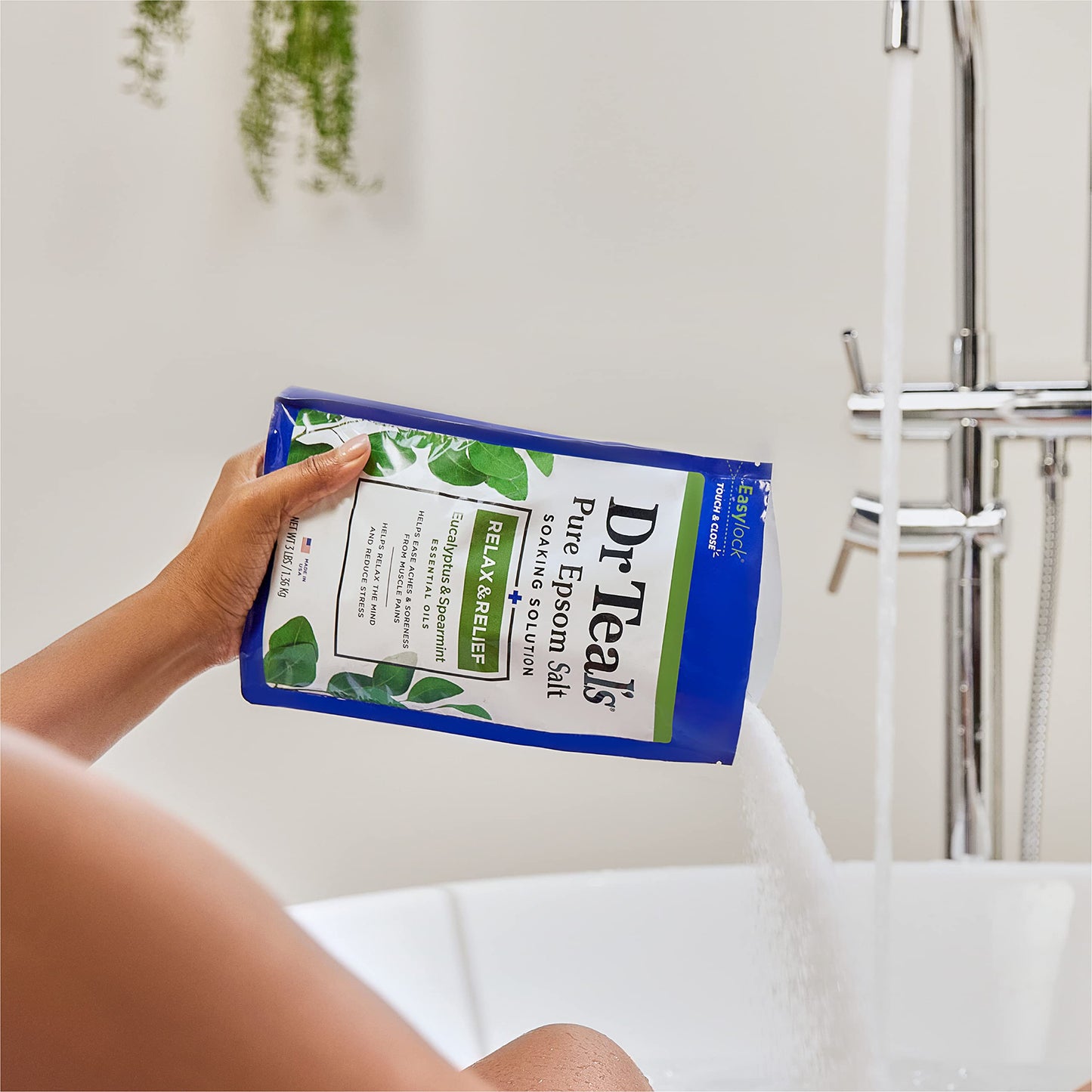 Dr Teal's Epsom Magnesium Salt Soak, Relax & Relief with Eucalyptus & Spearmint Essential Oils, 3 lbs