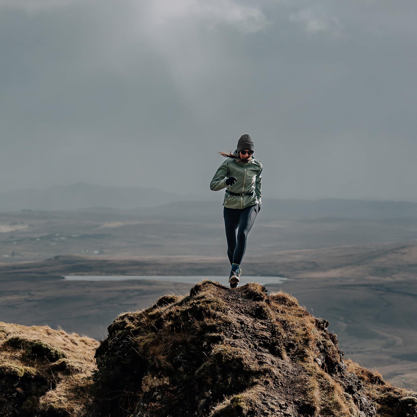 DexShell Waterproof Cuffed Beanie for Men and Women, Acrylic Outer for Winter Running Cold Weather Sports, Membrane Insulated Fleece Liner, Blaze Orange, One Size (56-58cm)