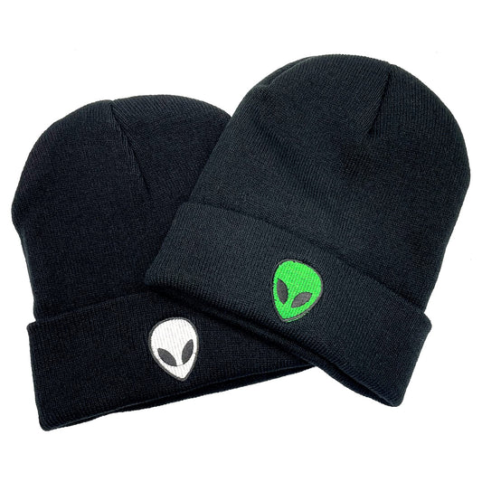 RNEFNQS 2 Pack Alien Skull Beanie Winter Slouchy Knit Hat for Men Women