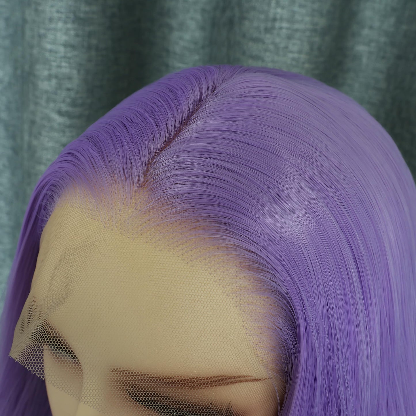 WXHWCX Long Wavy Light Purple Hair Synthetic Lace Front Wigs for Women Loose Wavy Free Part Glueless Lace Wigs Purple Heat Resistant Fiber Natural Hairline Water Wave Wig Cosplay Daily Party Wig
