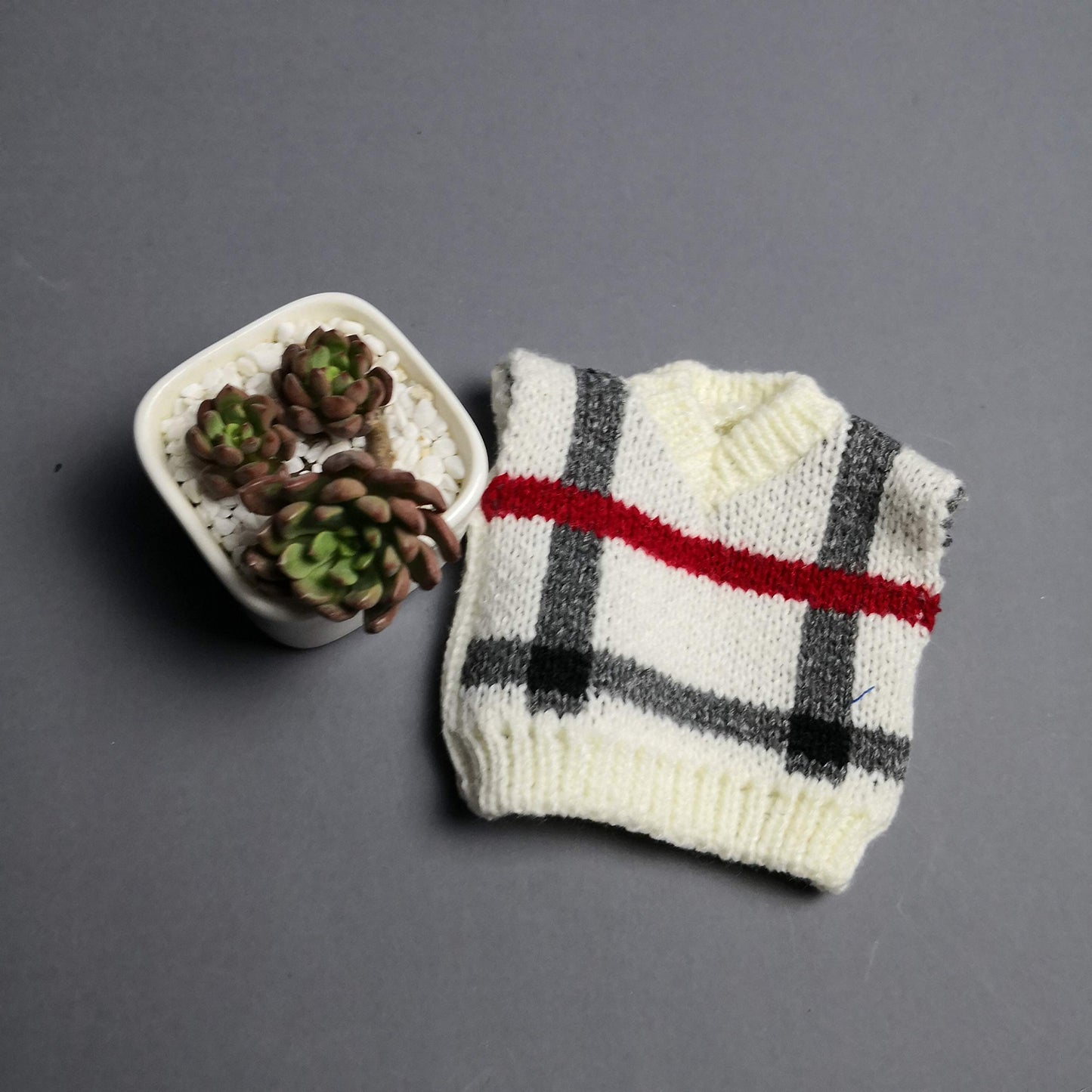 Ferret Clothes Small Animal Sweater Warm Winter Knitted Sweatershirt Ferret Apparel Halloween Party Cosplay Photo Shoot for Ferret Bunny Guinea Pig Squirrel (2 Pcs (White Stripes+Yellow Grid))