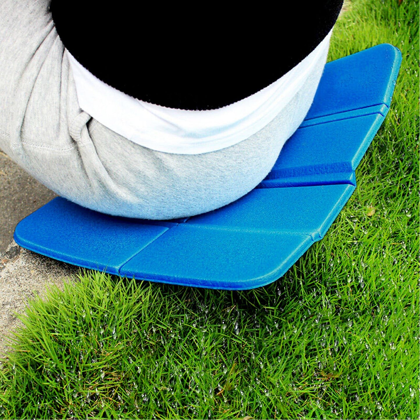 EEEKit Foldable Seat Cushion, 4 Pack Waterproof EVA Sitting Pads for Winter Outdoor Sports, 15x11 Inch Compact and Portable Backpacking Mats