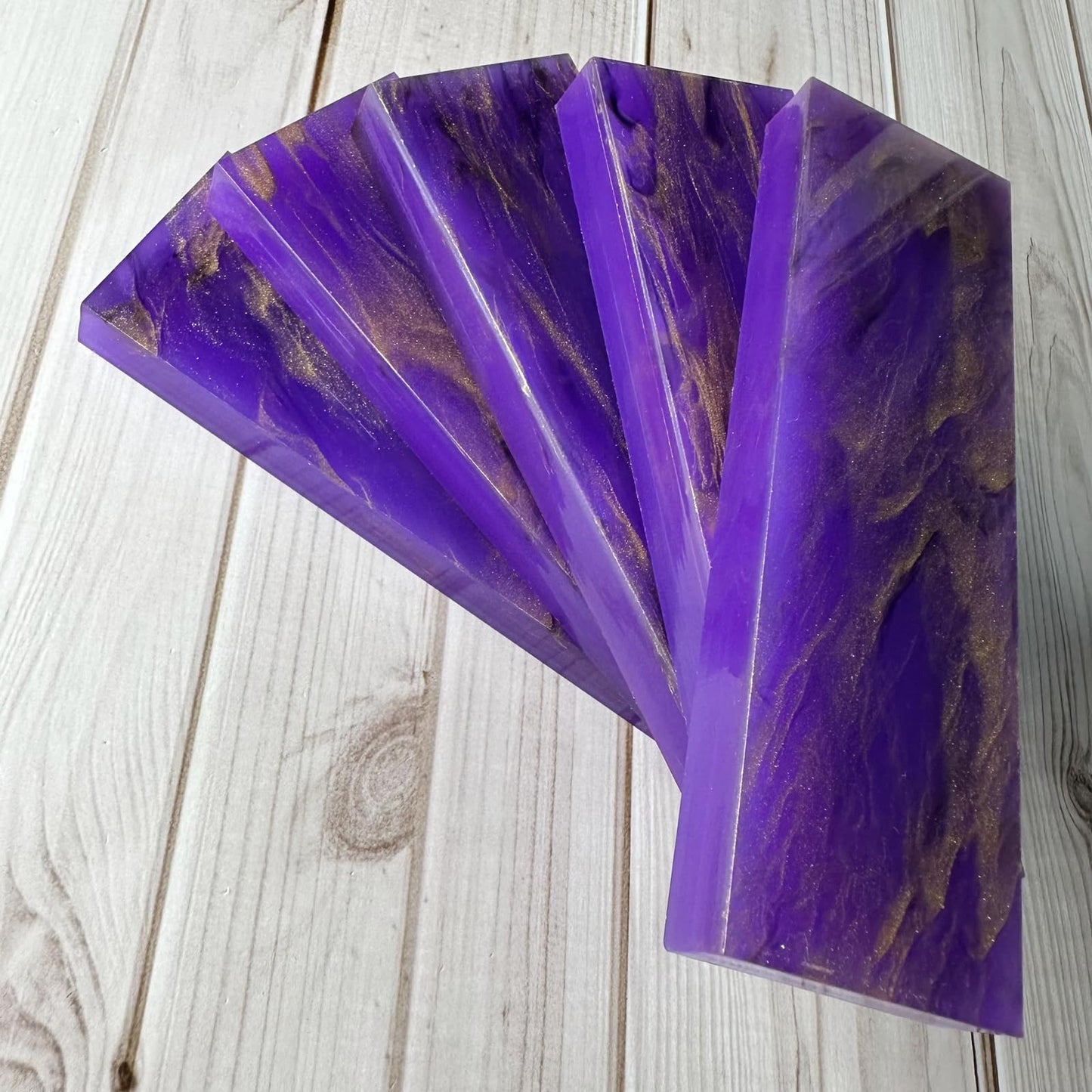 Uotowell Pre-Cut Epoxy Resin Scales Blanks for Decorative Inlays in Guitar Bodies, Necks, Engraved Knife Handle and Gun Grips - Gilded Violet